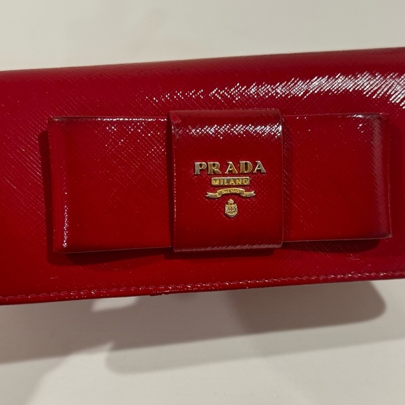 Prada bow wallet *RARE* - Picture 3 of 9